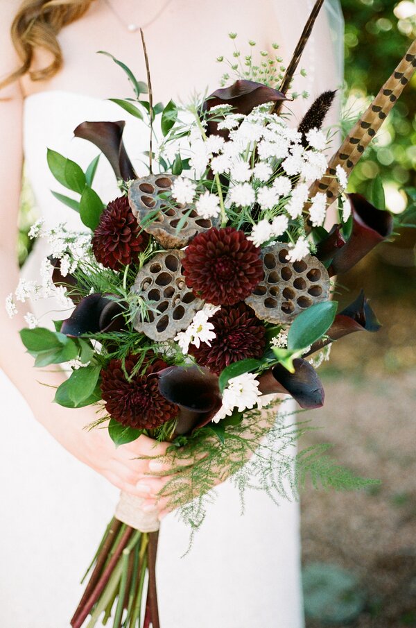 vintage Vegas wedding with gorgeous florals | Gaby J Photography