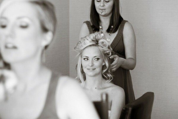 Getting makeup and hair done by the Flawless Faces team | Jennifer Roper