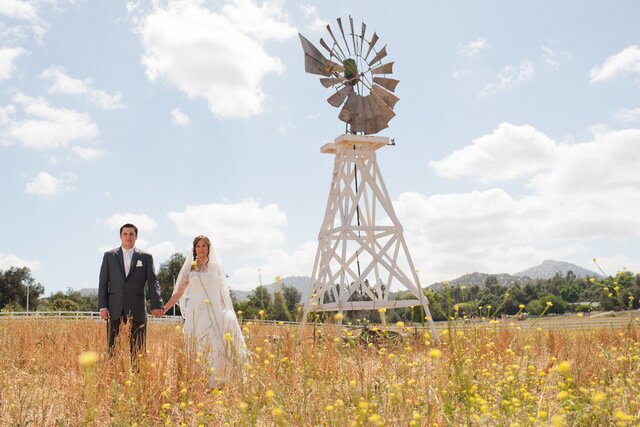 colorful ranch wedding by limelife photo | ohlovelyday.com