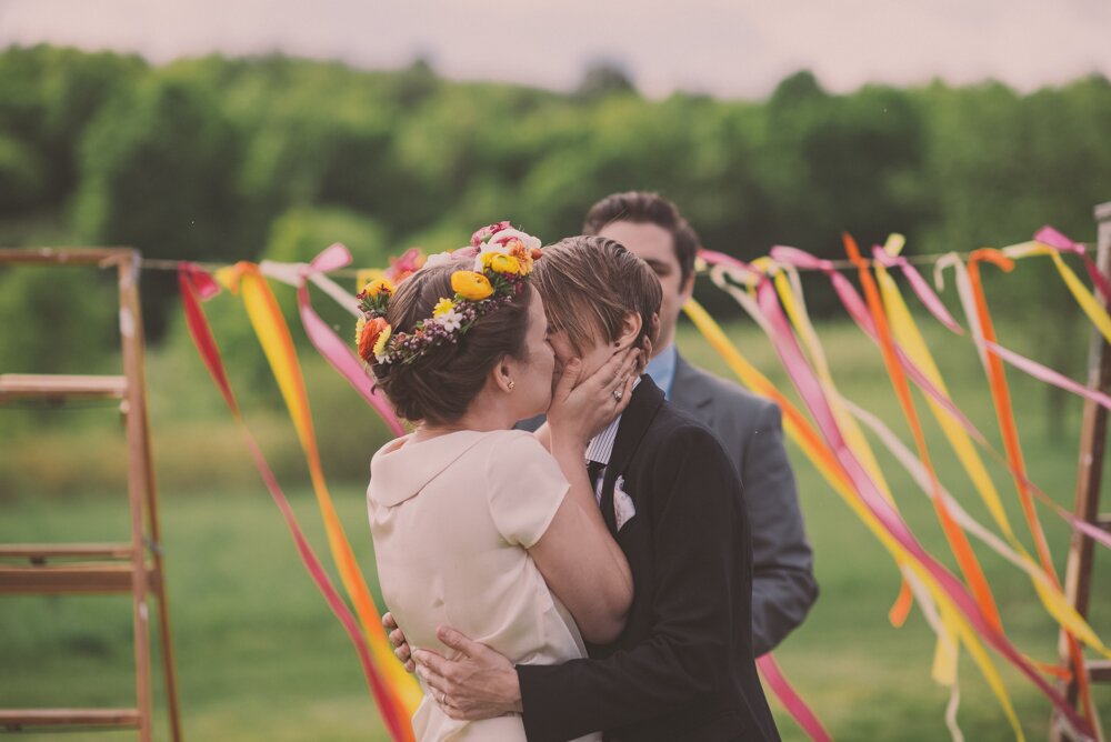 DIY Budget-friendly Barn Wedding | Love and Perry Photography
